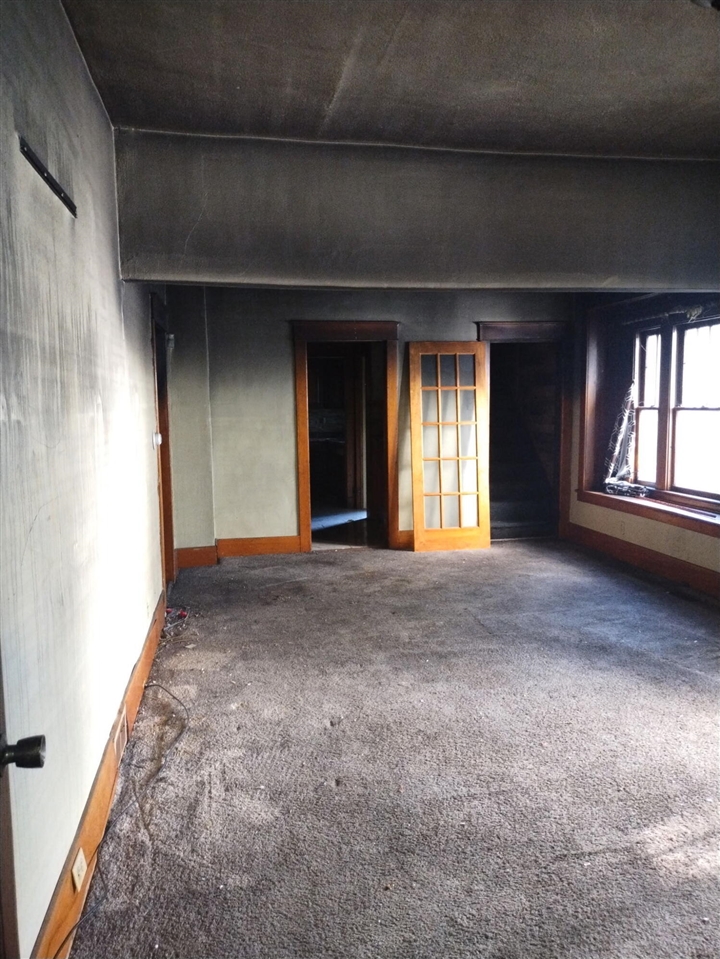 2202 Swayze Street Property Photo 4