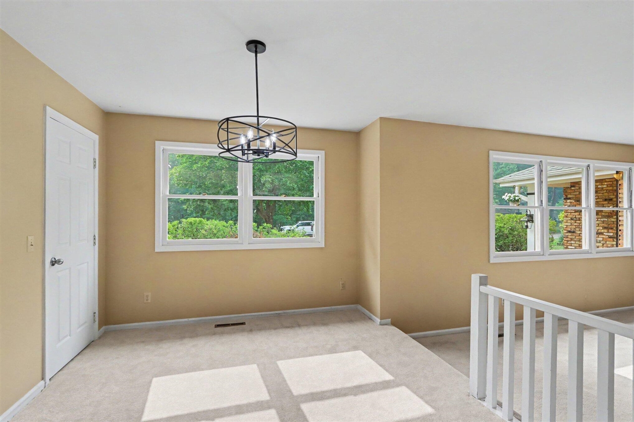 7611 Thrasher Ln Property Photo 7