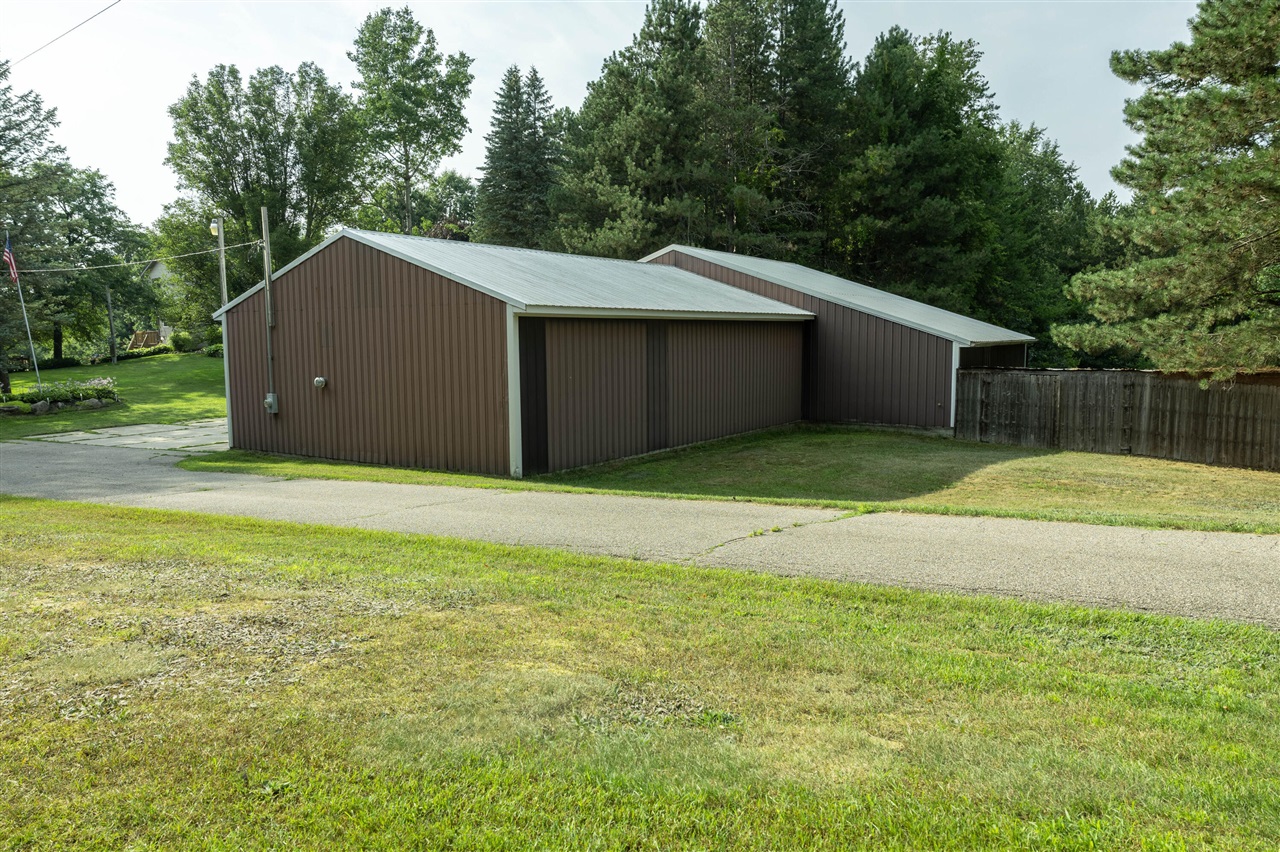 10335 Lincoln Lake Road Property Photo 42