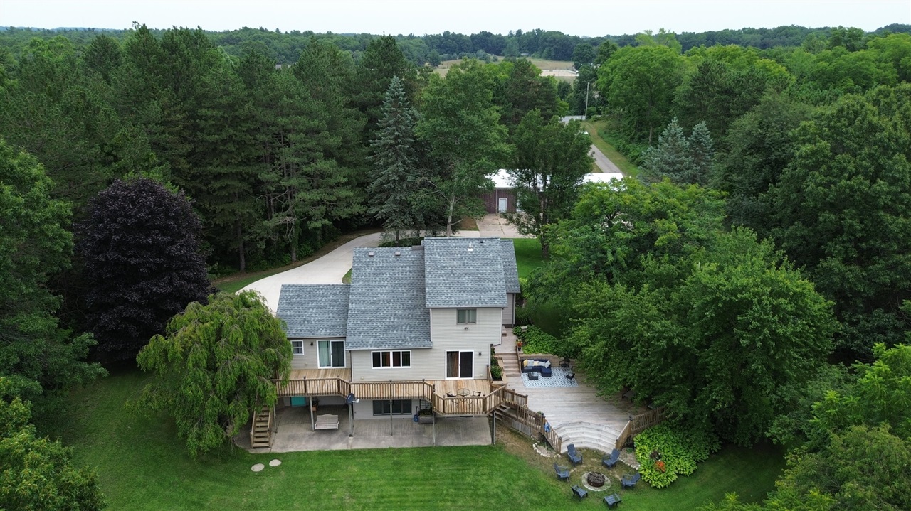 10335 Lincoln Lake Road Property Photo 46