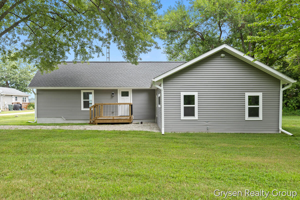 24249 Draper Drive Property Photo 1