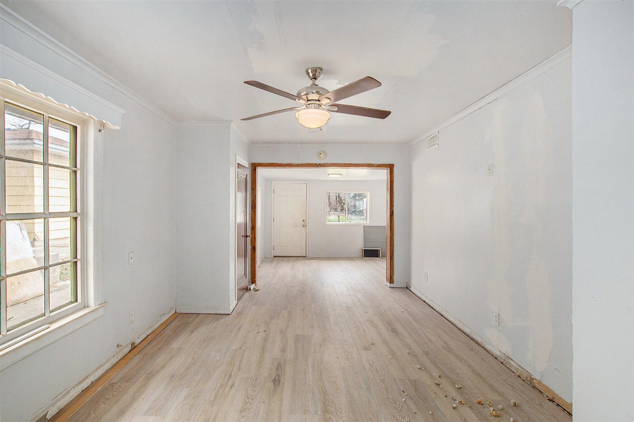 1941 Walcott Street Property Photo 7