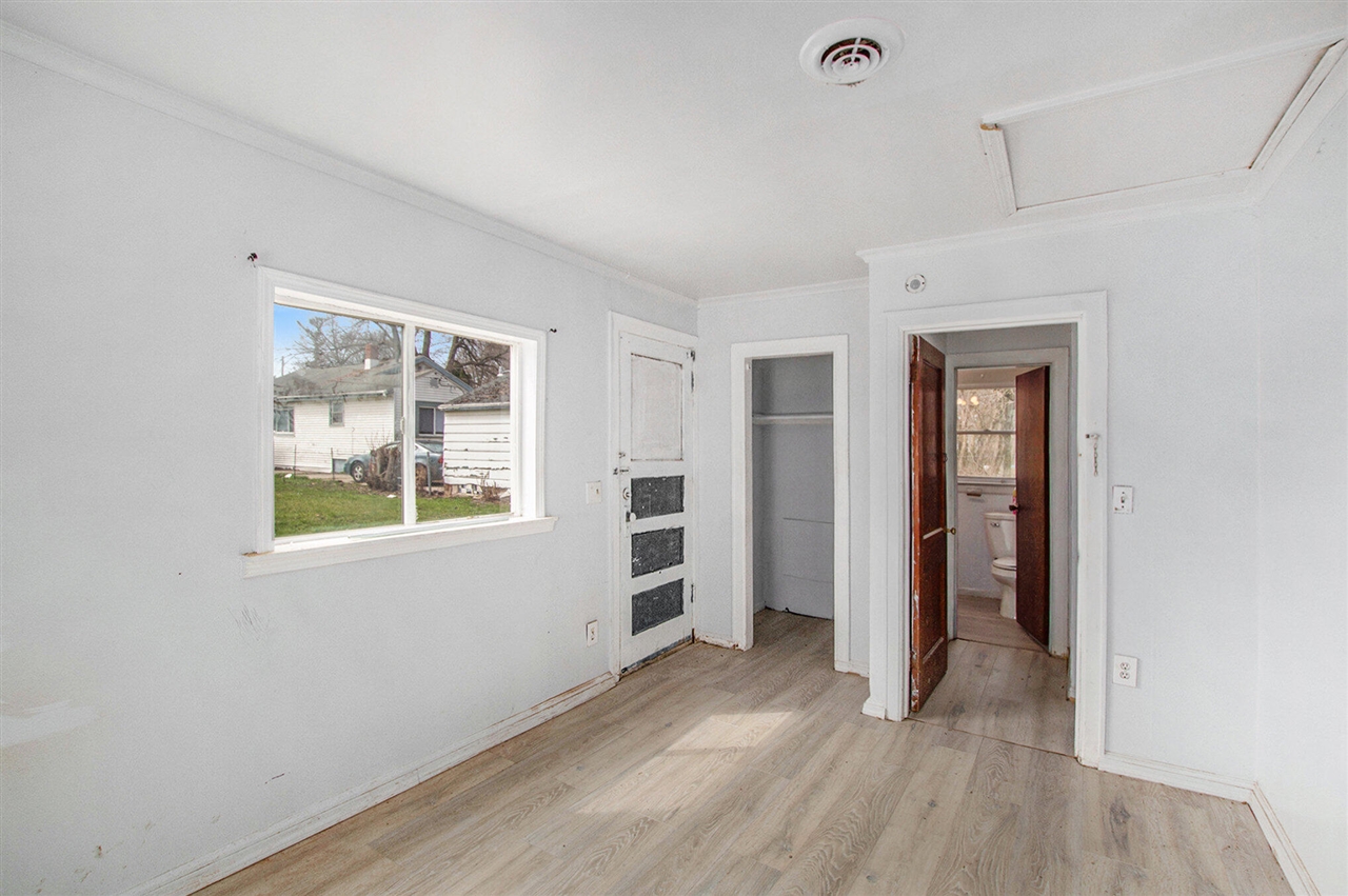 1941 Walcott Street Property Photo 11