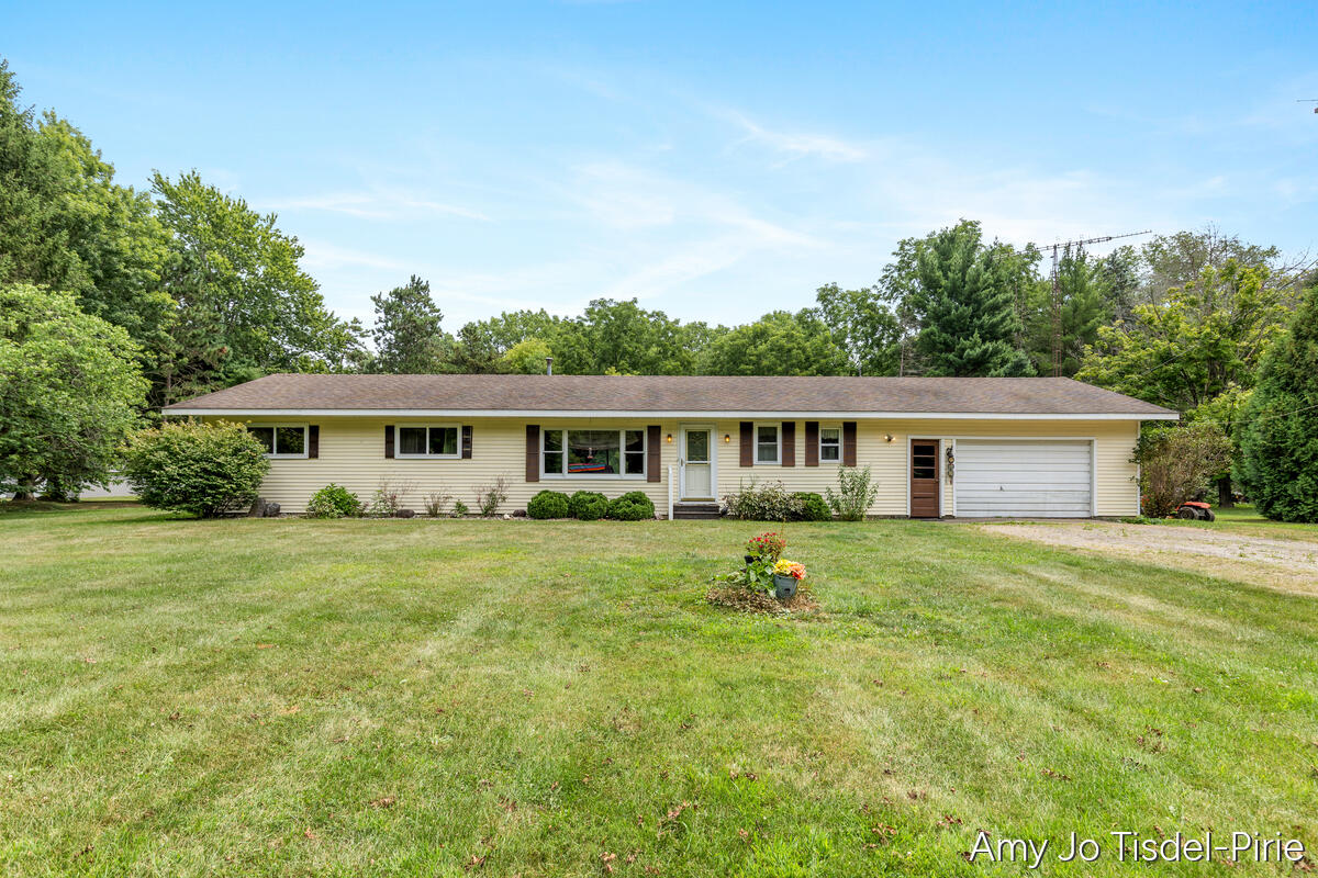 4547 Wellman Road Property Photo 1