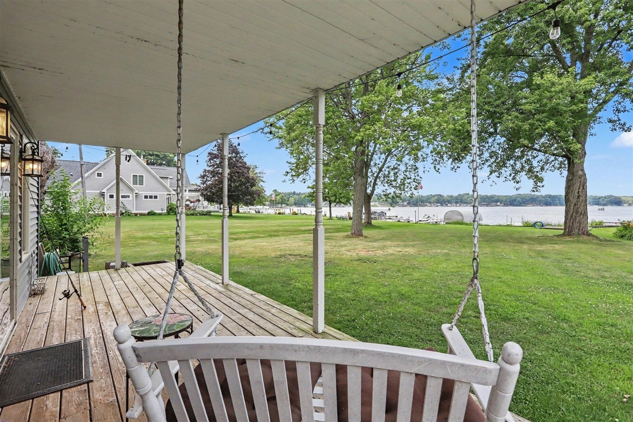 2062 Fern Beach Property Photo 15