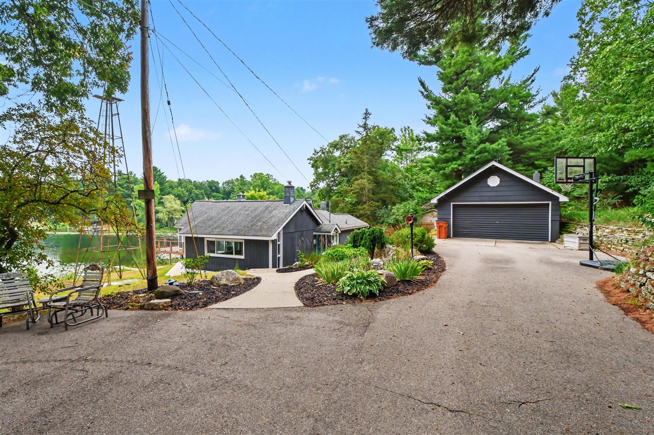 10848 Simpson Property Photo 10