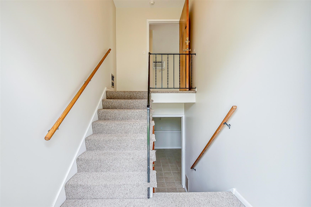1670 Tudor Drive Property Photo 3