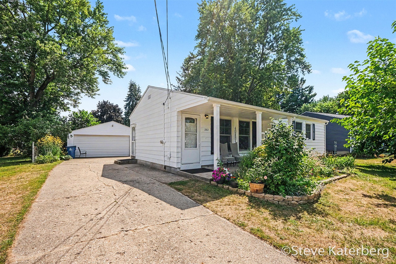 282 Brandywyne Drive Property Photo 1