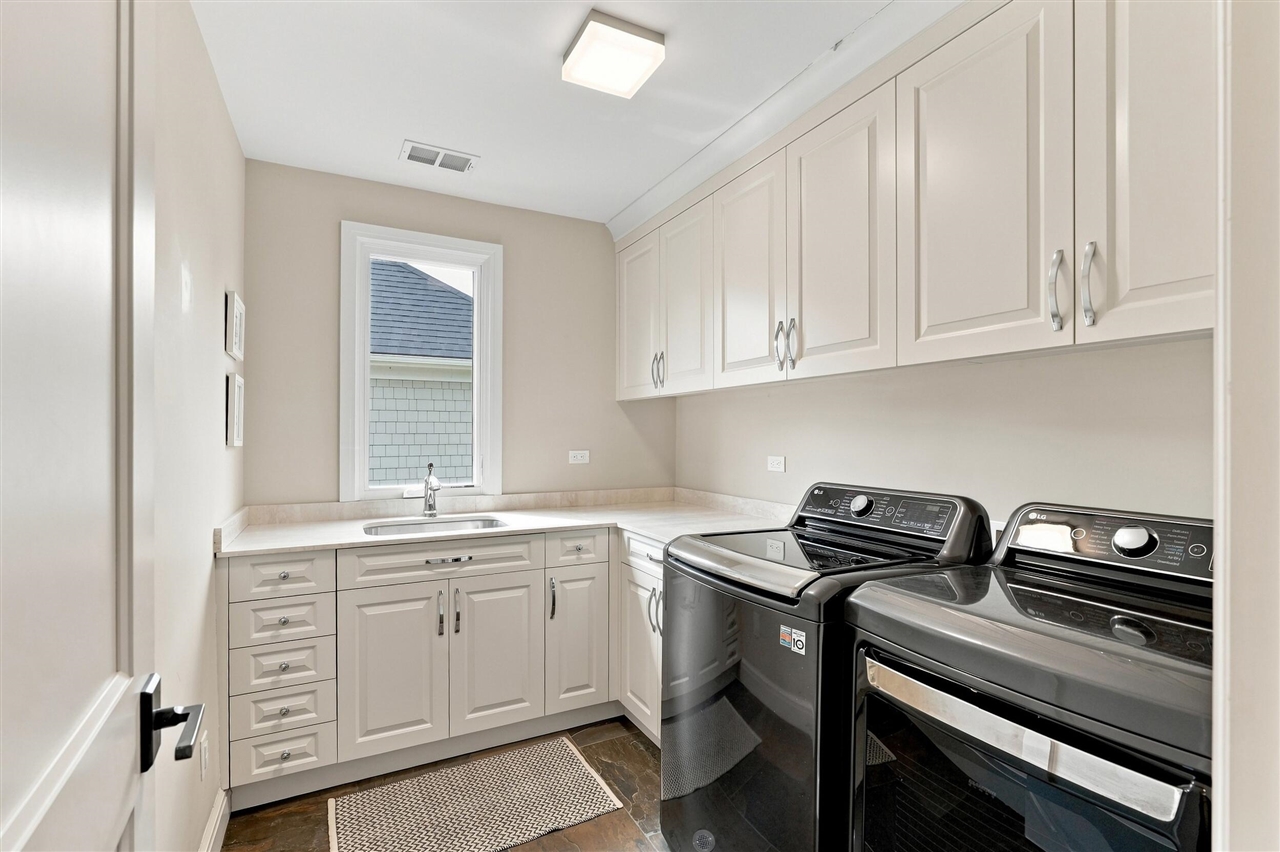 1215 Manchester Road Property Photo 33