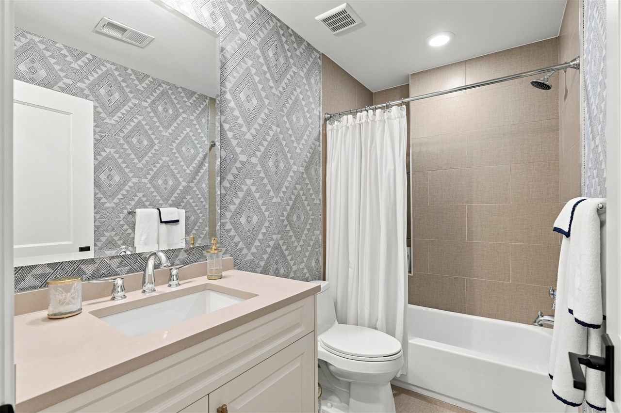 1215 Manchester Road Property Photo 42
