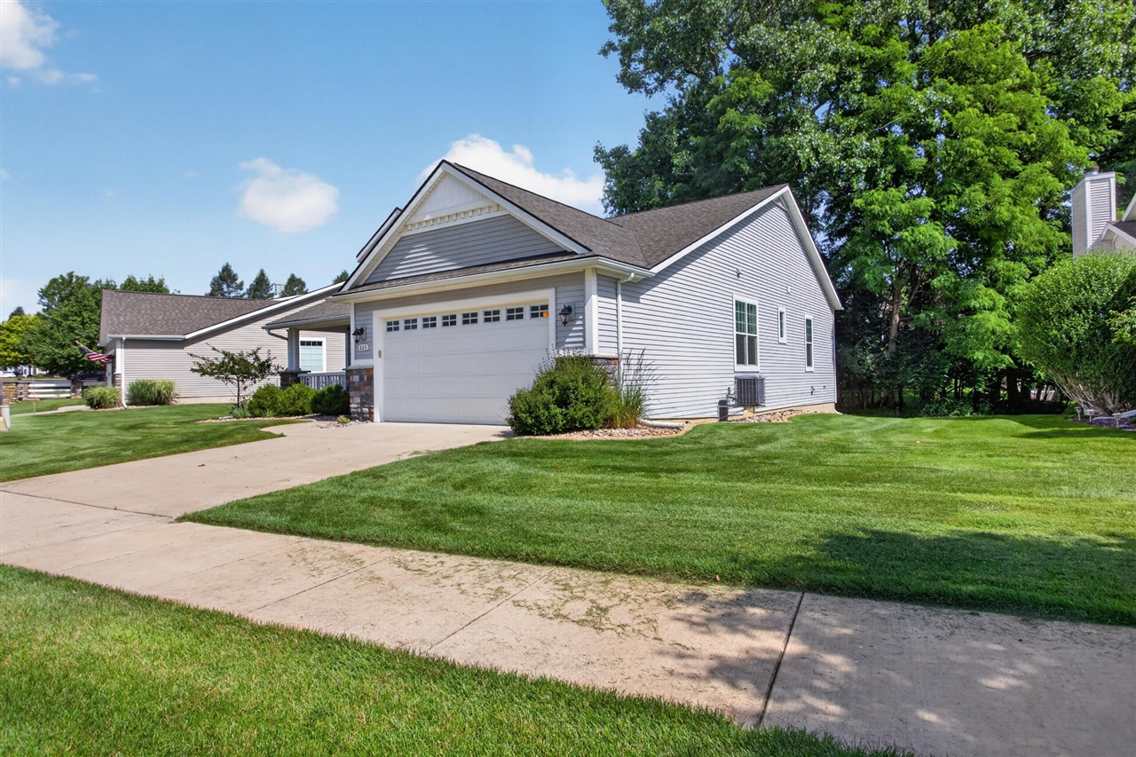 803 E Barrington Circle Property Photo 42