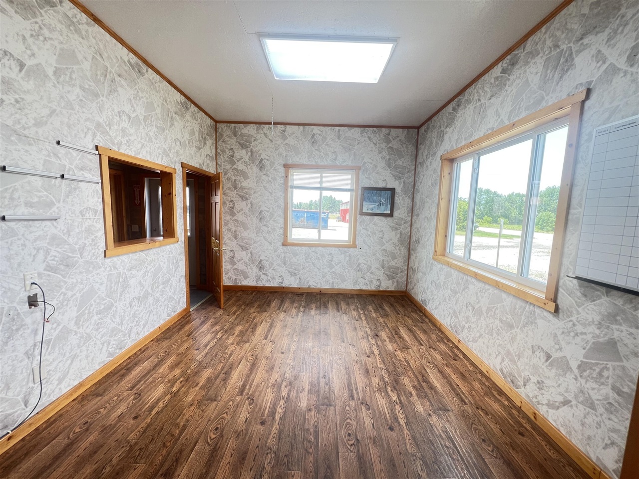 3832 W 72nd Street Property Photo 10