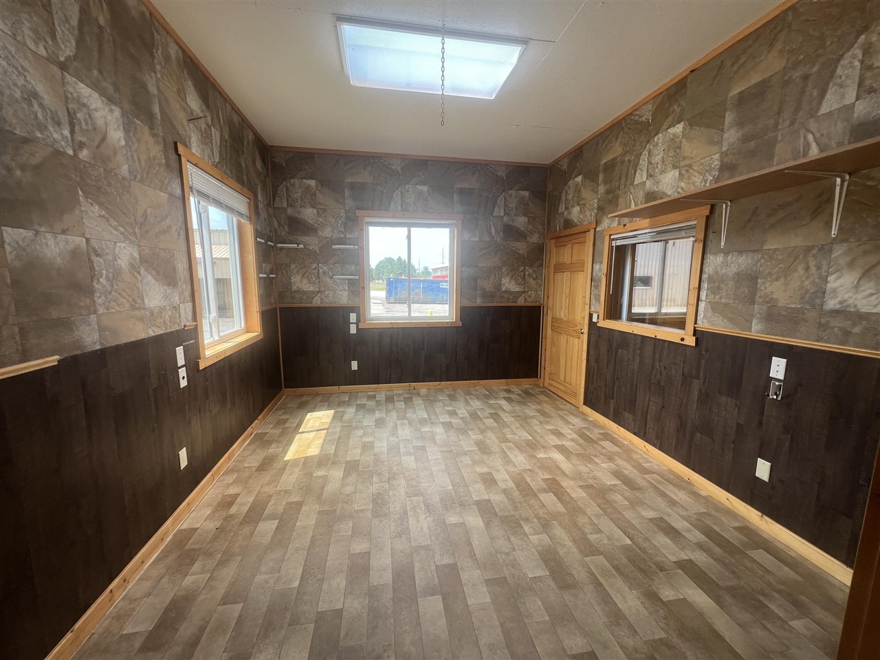 3832 W 72nd Street Property Photo 11
