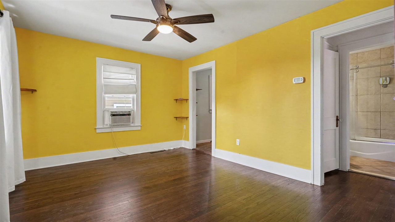 723 Daniel Street Property Photo 7