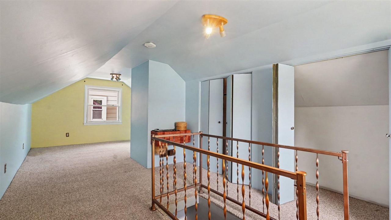 723 Daniel Street Property Photo 12