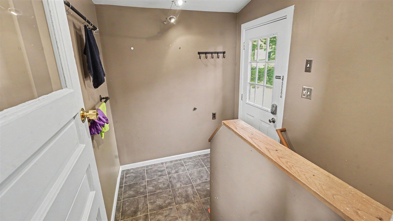 723 Daniel Street Property Photo 14