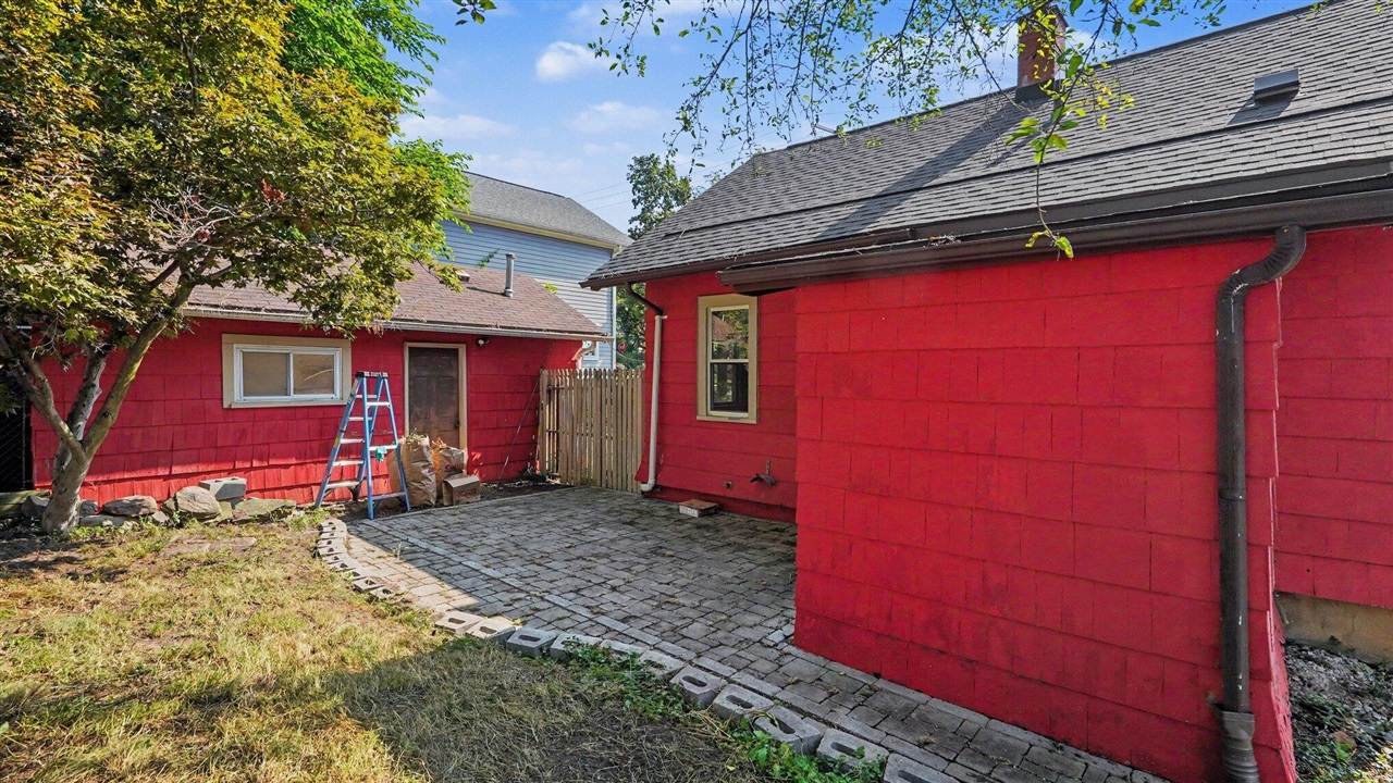 723 Daniel Street Property Photo 20