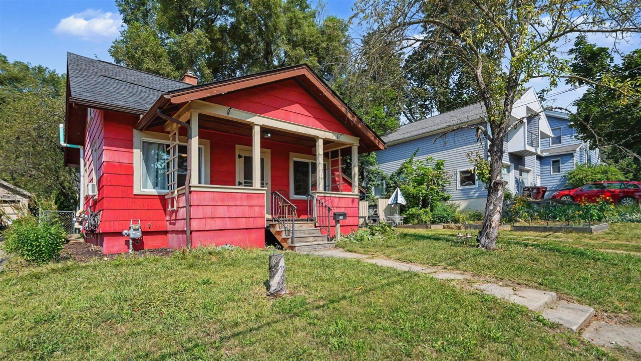 723 Daniel Street Property Photo 21