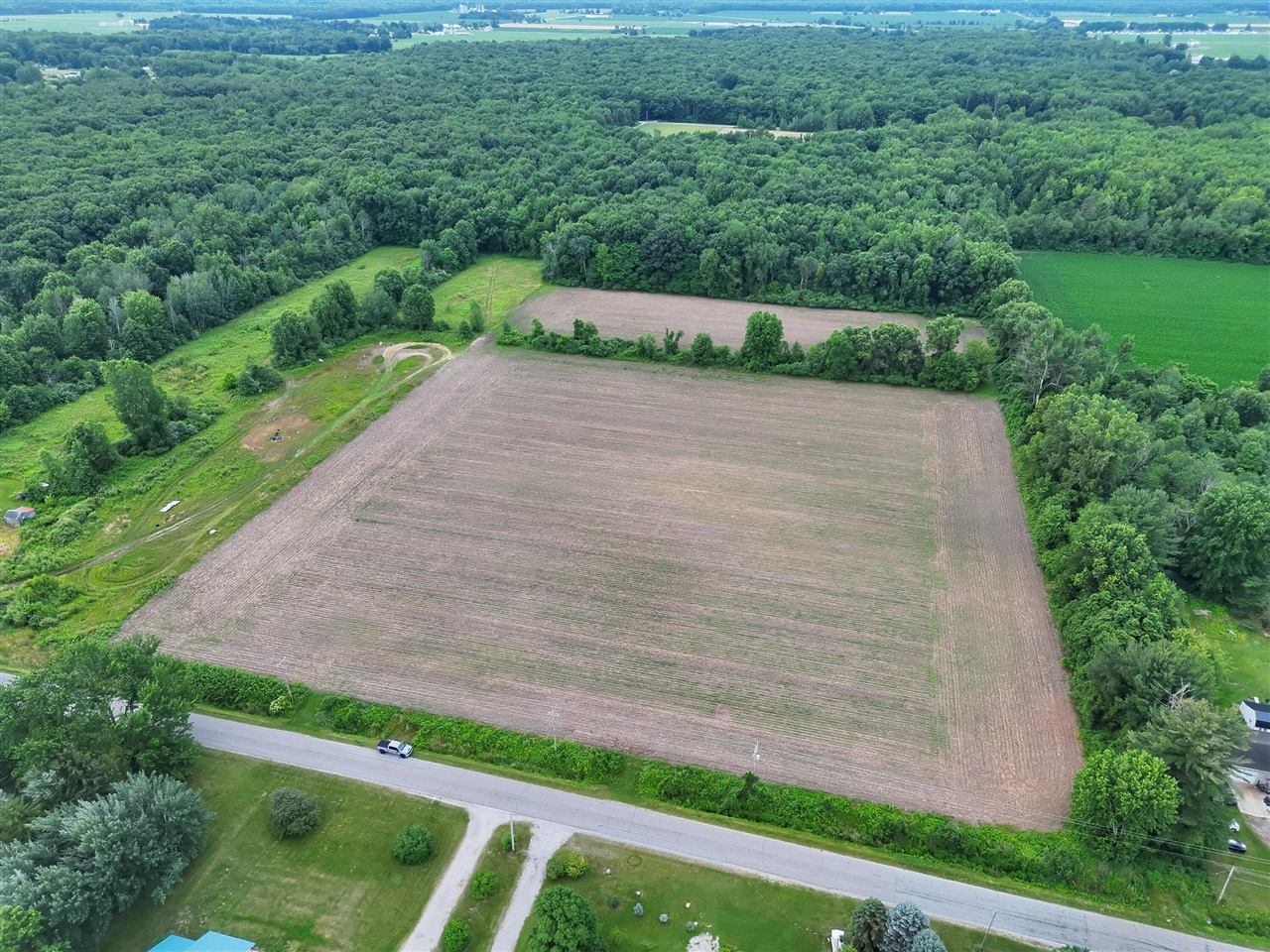 W Sloan Road Property Photo 2