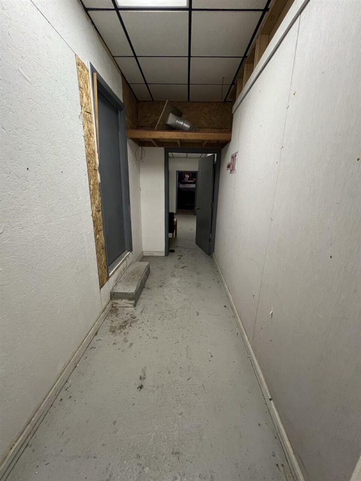 731 & 733 W Michigan Avenue Property Photo 24