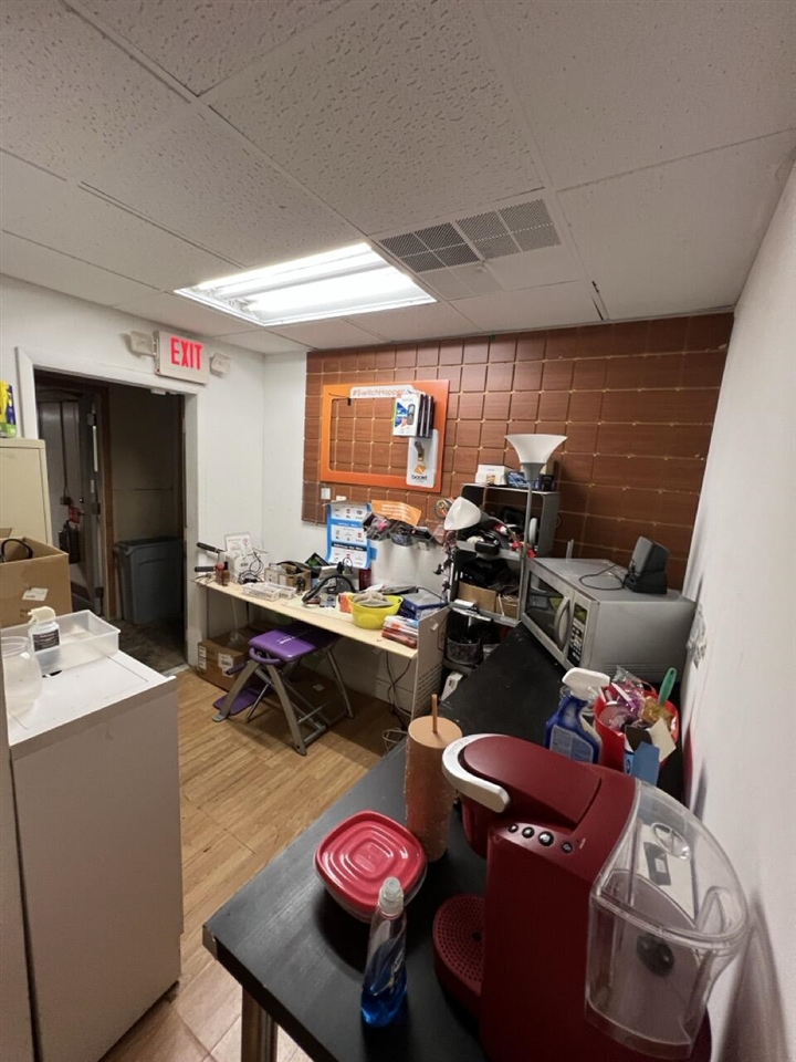 731 & 733 W Michigan Avenue Property Photo 32