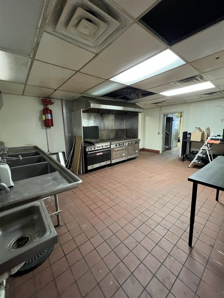 731 & 733 W Michigan Avenue Property Photo 35