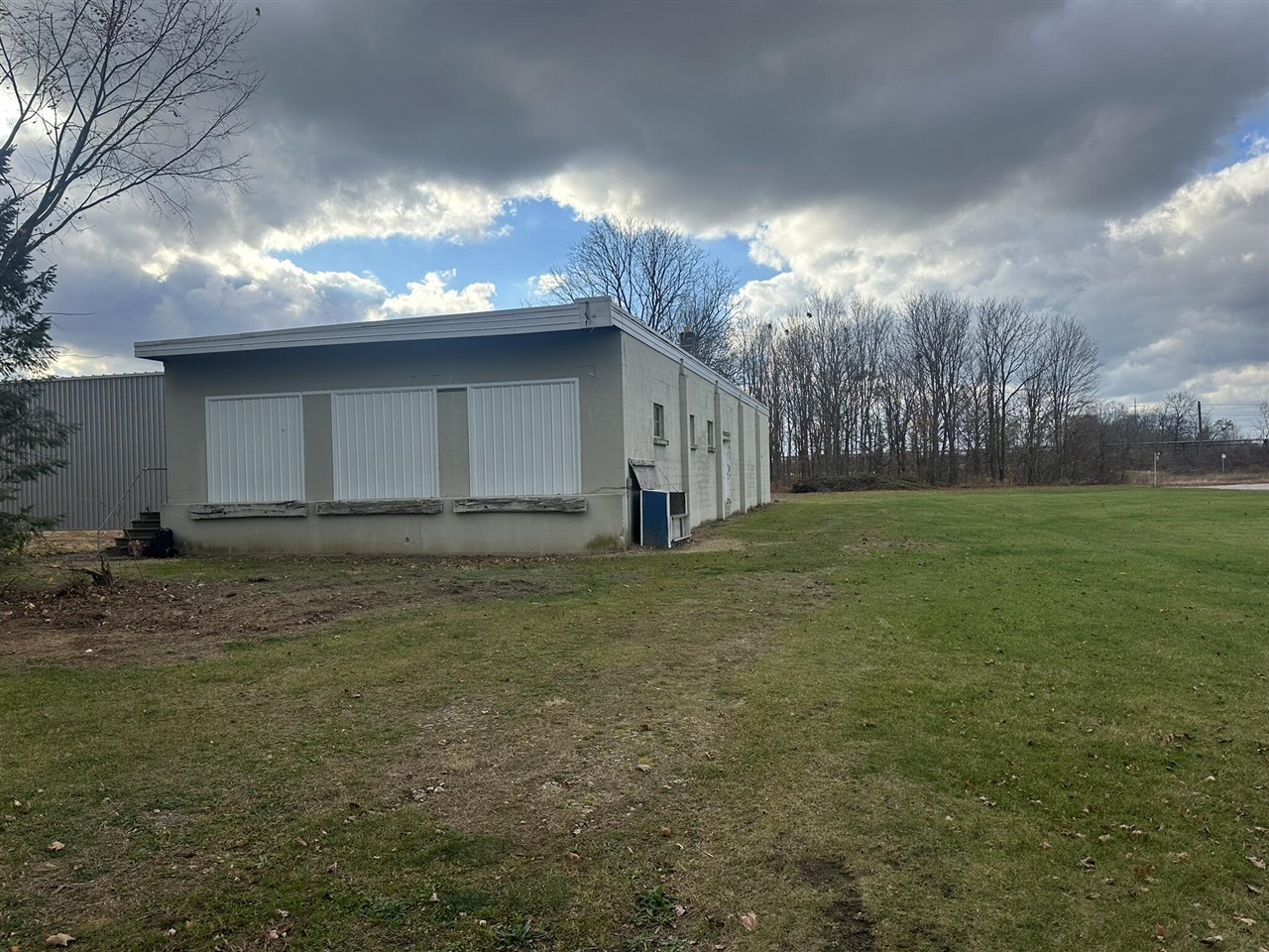 57582 N Main Street Property Photo 17