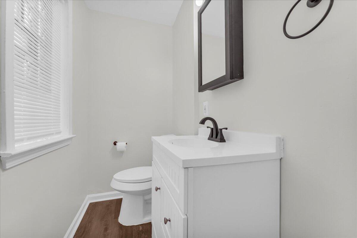 17217 Plainview Avenue Property Photo 15