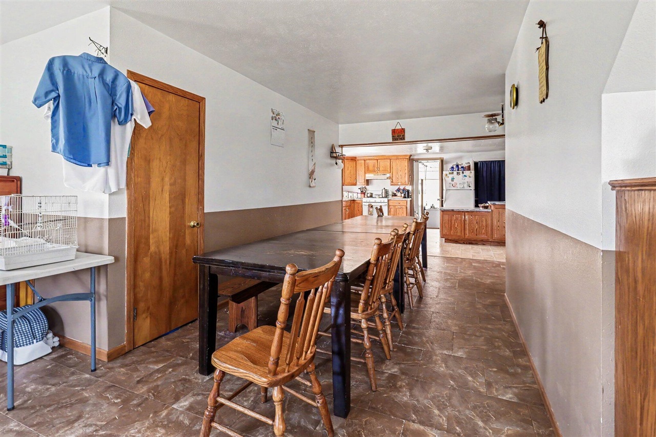 17463 15 Mile Road Property Photo 10