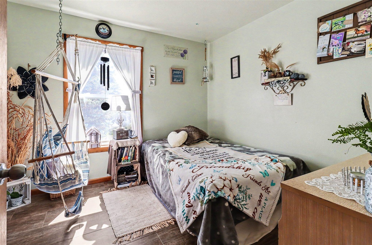 17463 15 Mile Road Property Photo 19