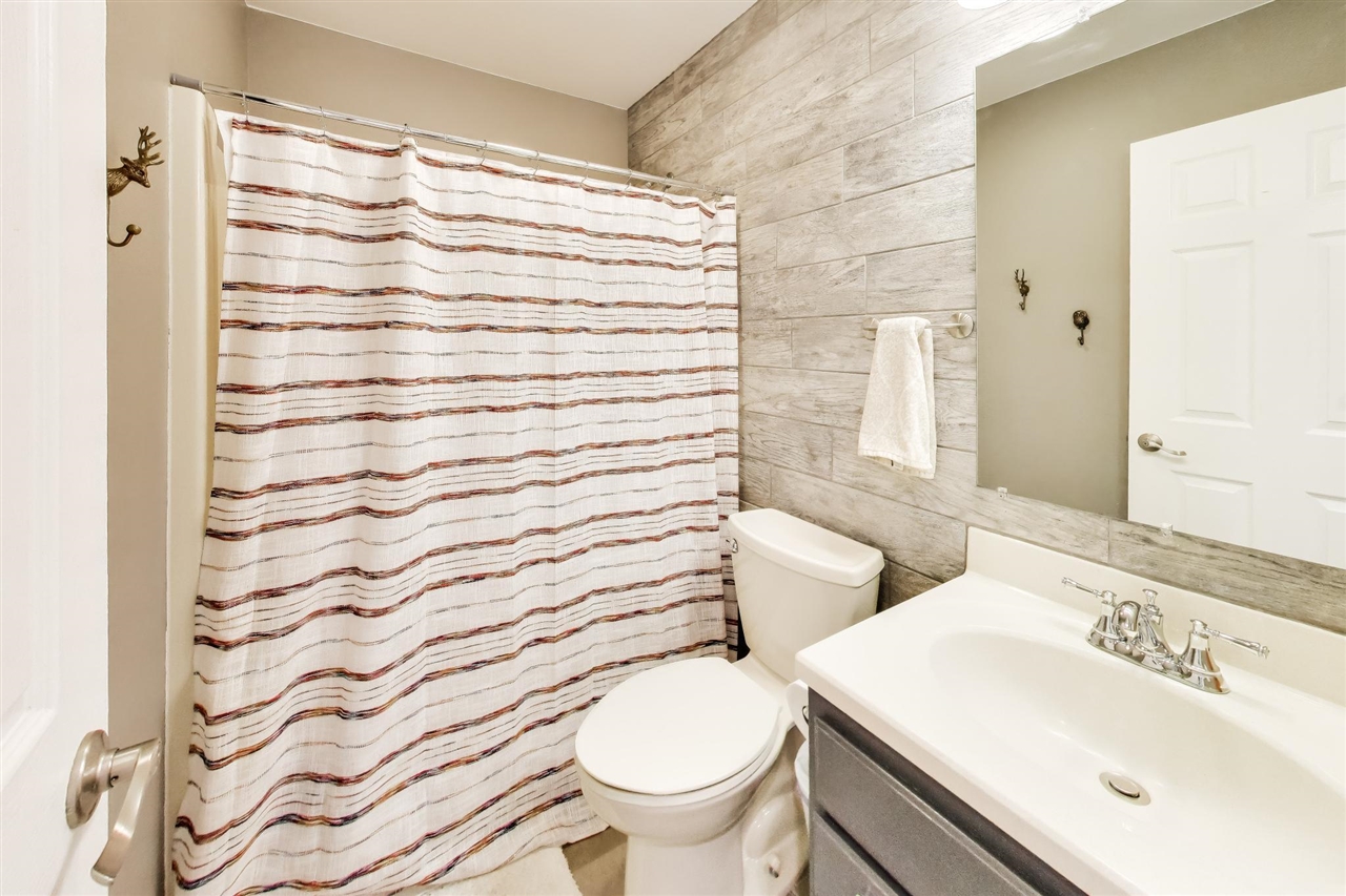 4015 Silver Oaks Drive Property Photo 24