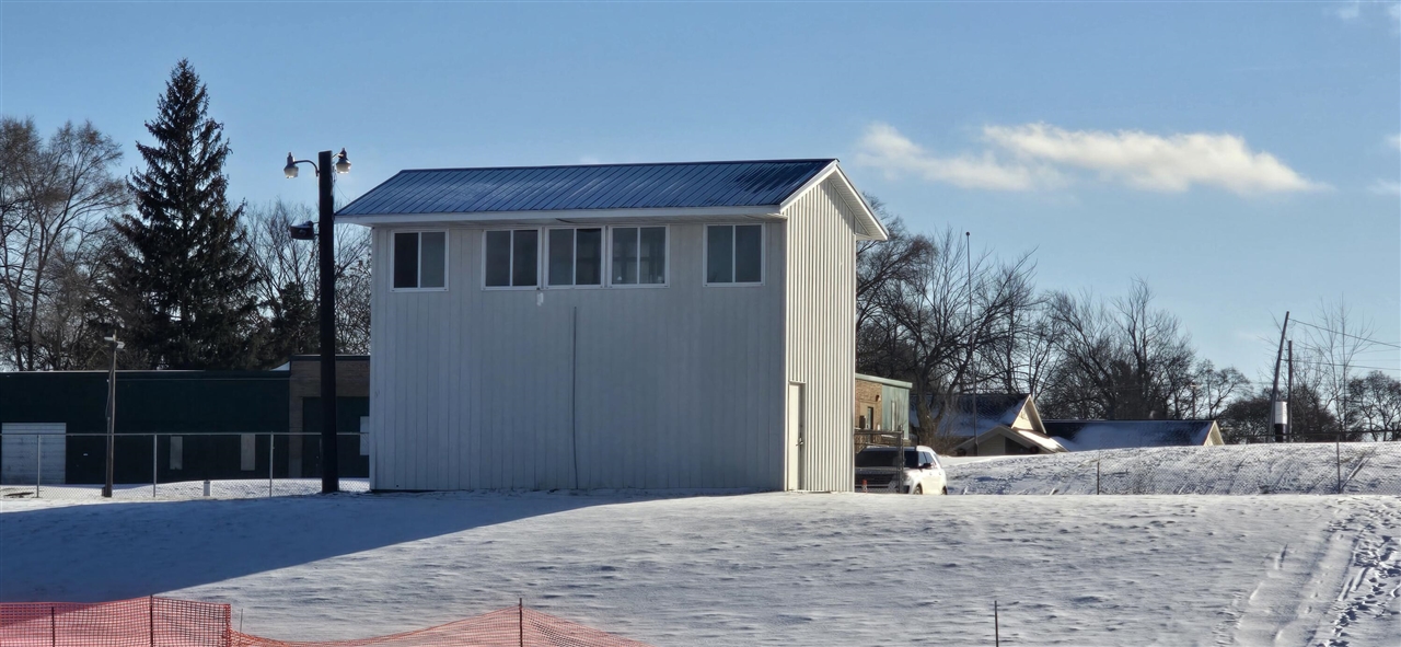 500 W Home Street Property Photo 1