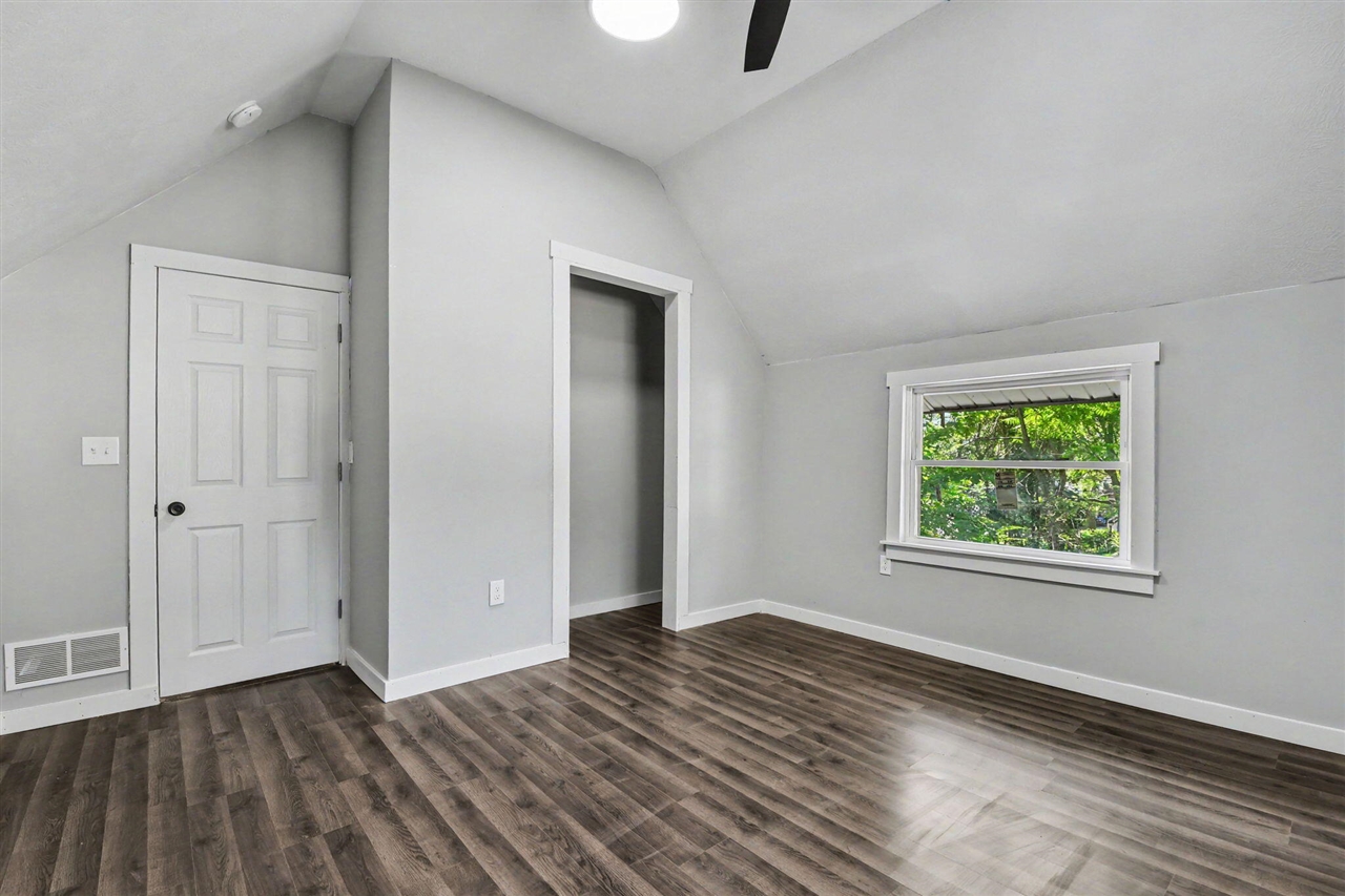 315 N Dexter Street Property Photo 14