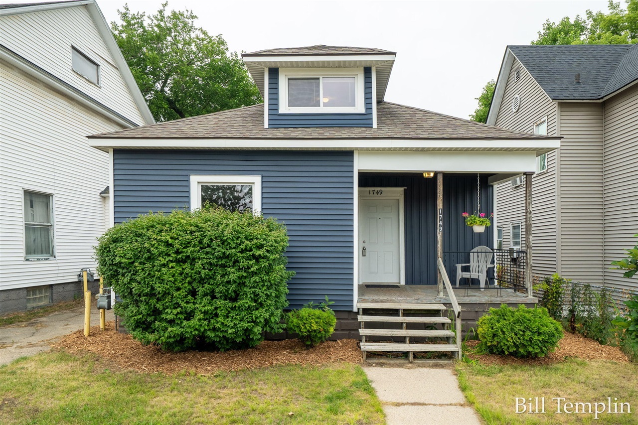 1749 Jefferson Avenue Property Photo 1