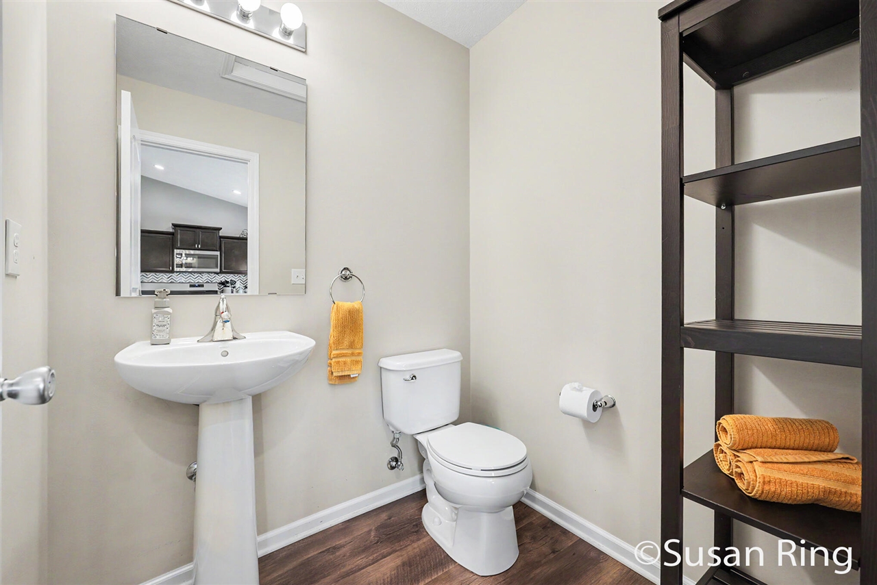 282 Vansen Drive Property Photo 14