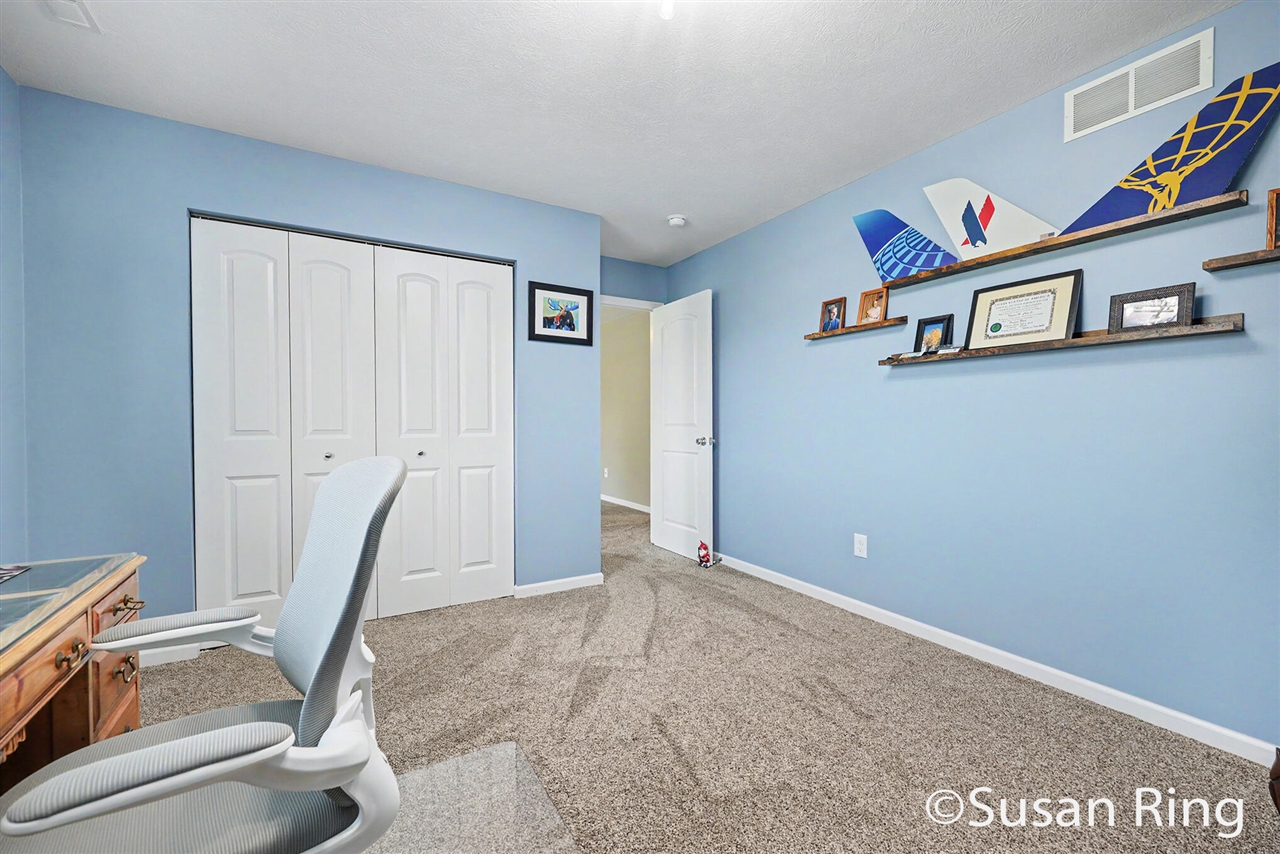 282 Vansen Drive Property Photo 25