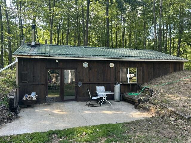 9841 River Road Property Photo 4