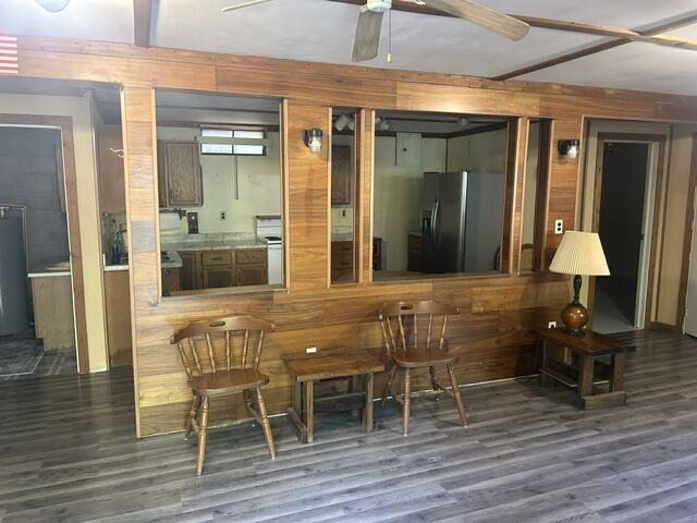 9841 River Road Property Photo 7