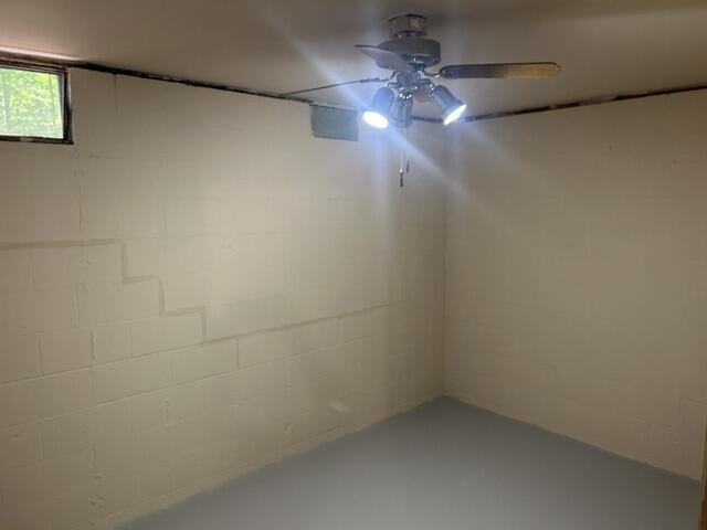 9841 River Road Property Photo 15