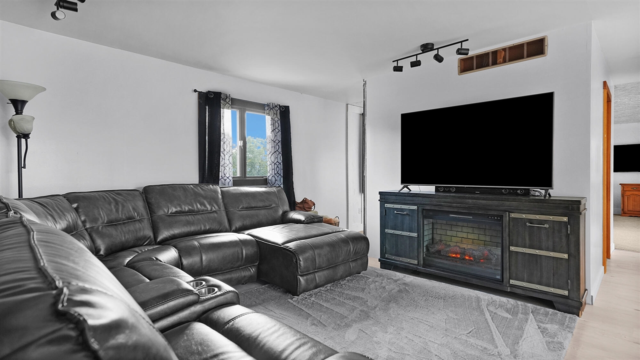 4500 W Howard City-edmore Property Photo 28
