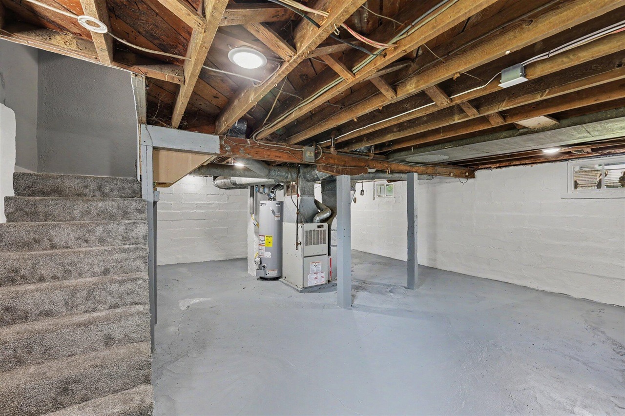 113 E Robinson Street Property Photo 22