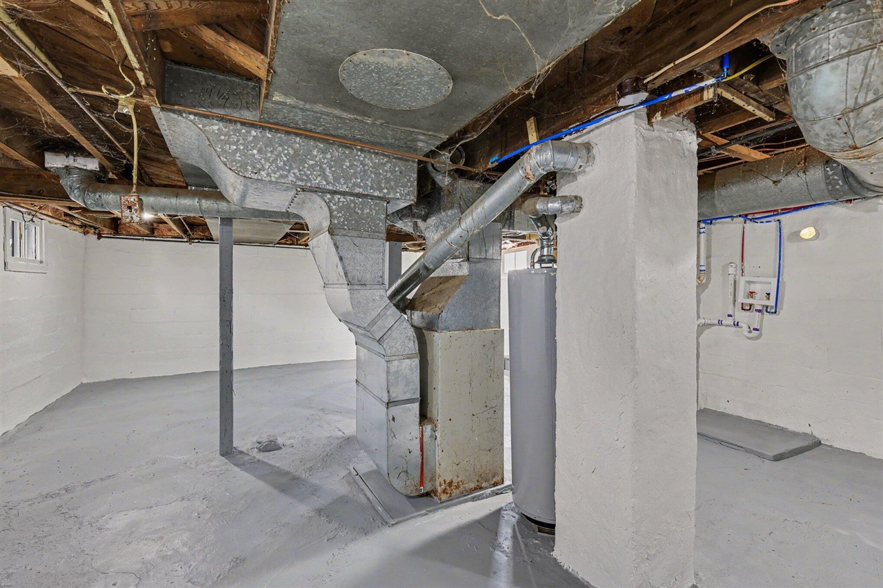 113 E Robinson Street Property Photo 23