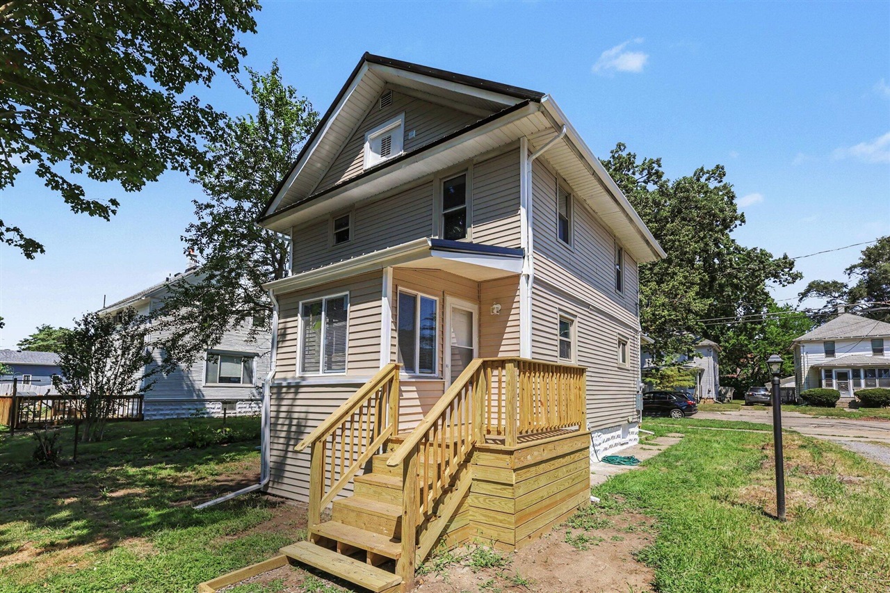 113 E Robinson Street Property Photo 25