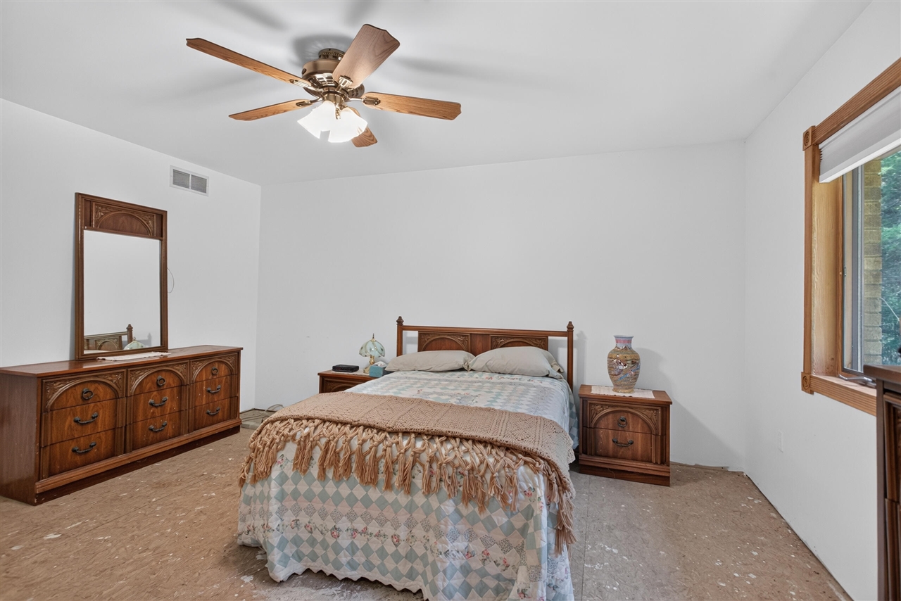 15281 U.s. 12 Property Photo 20