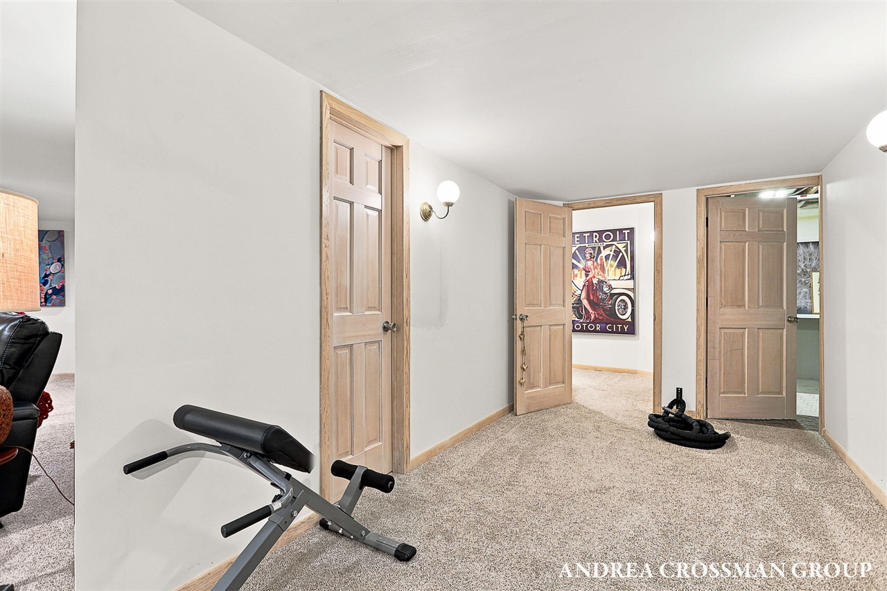 1215 Ash Drive Property Photo 40