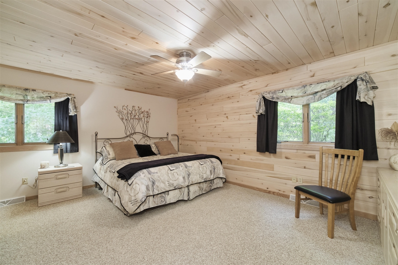 4821 Crescent Beach Road Property Photo 30