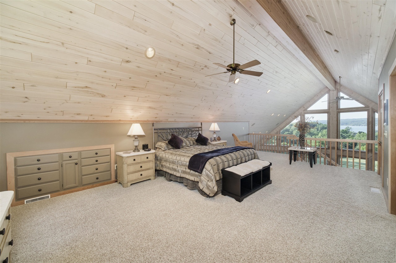 4821 Crescent Beach Road Property Photo 39