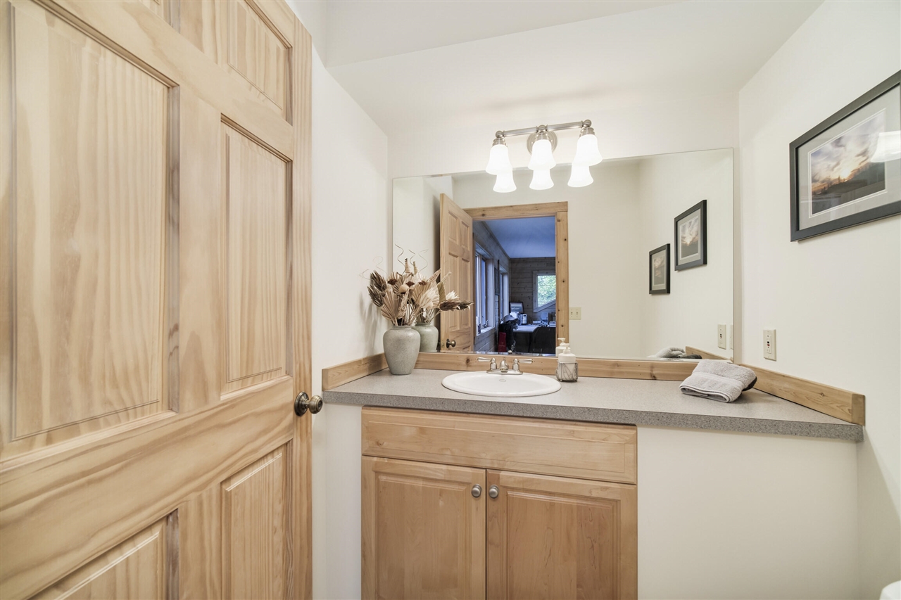 4821 Crescent Beach Road Property Photo 55