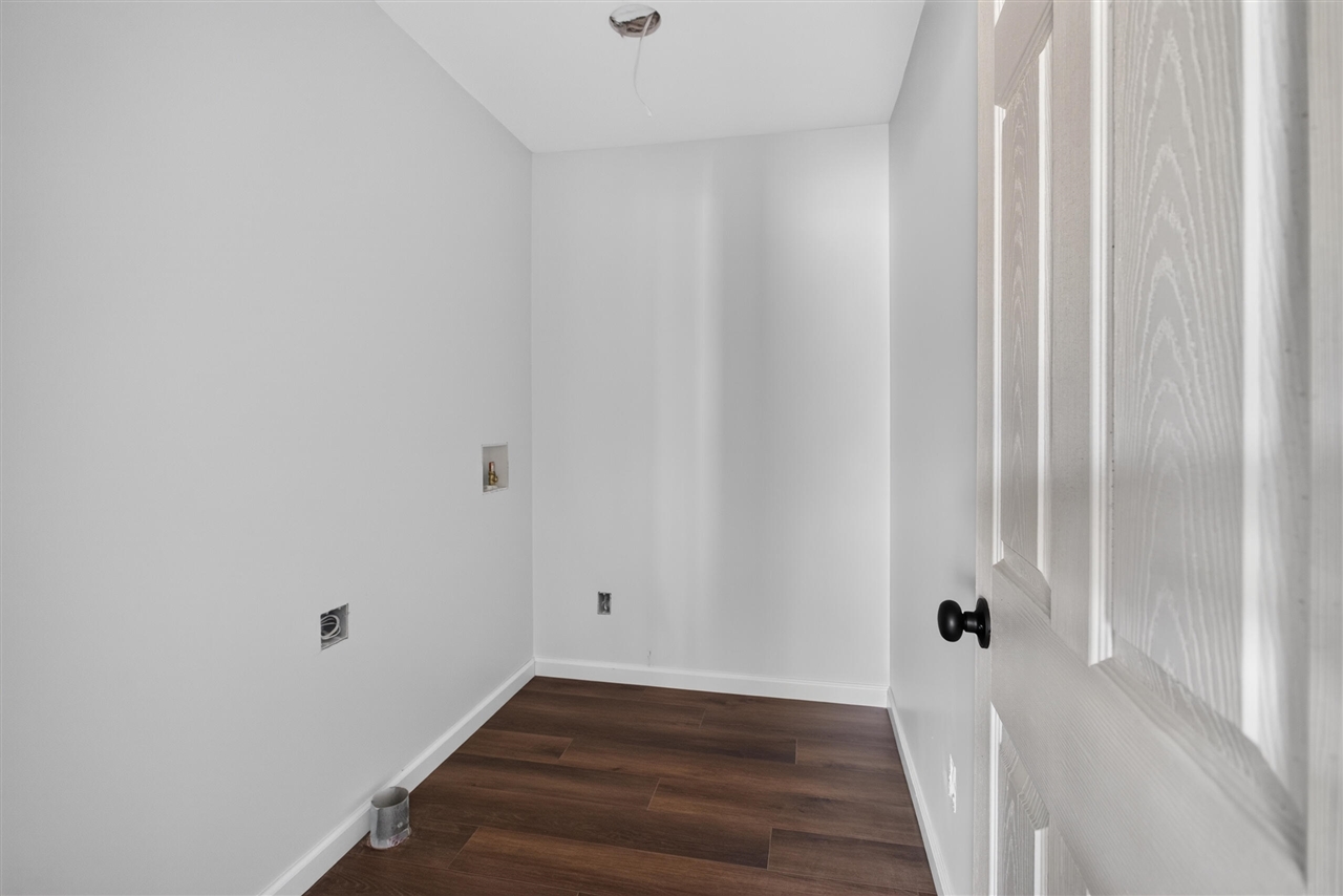 14869 Hilltop Drive Property Photo 28