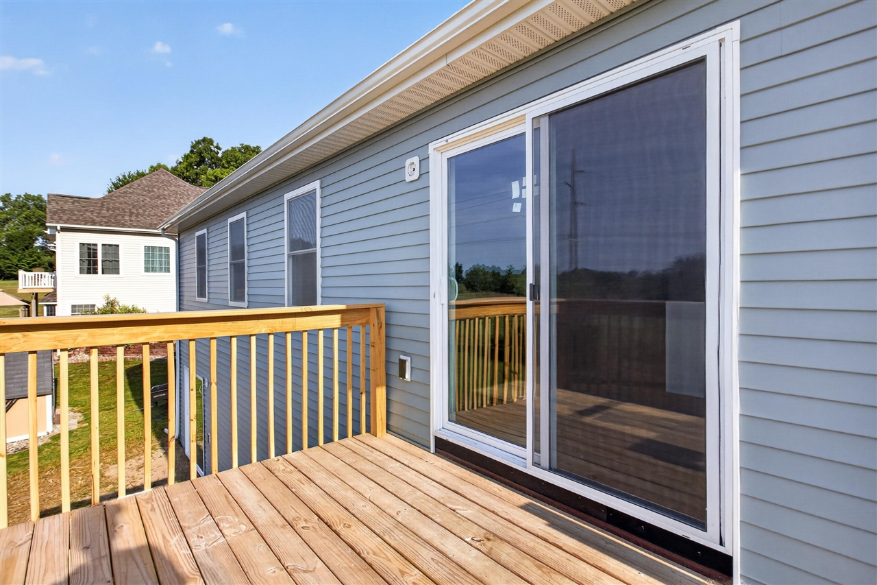 14869 Hilltop Drive Property Photo 29